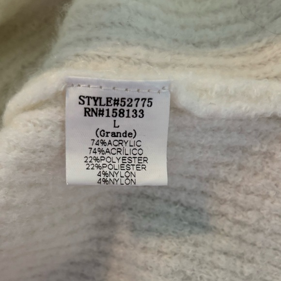 Staccato Colorblock Sweater - Picture 3 of 5